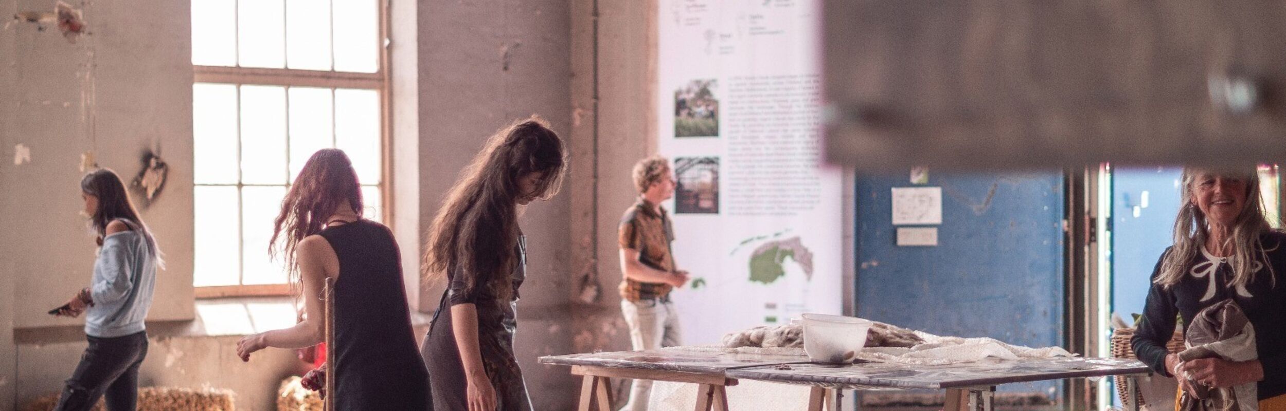 330910952011440832405969641987